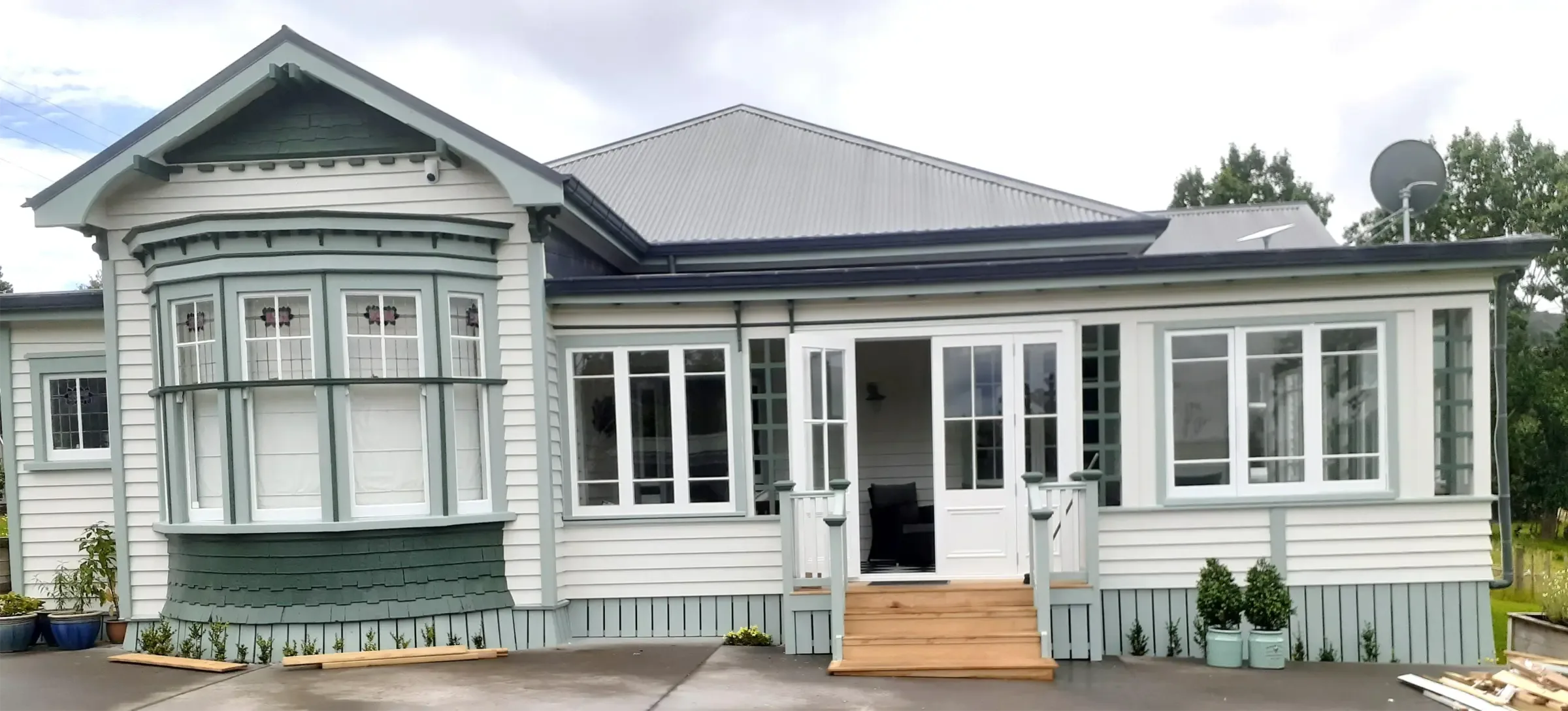 The finished villa with the enclosed conservatory